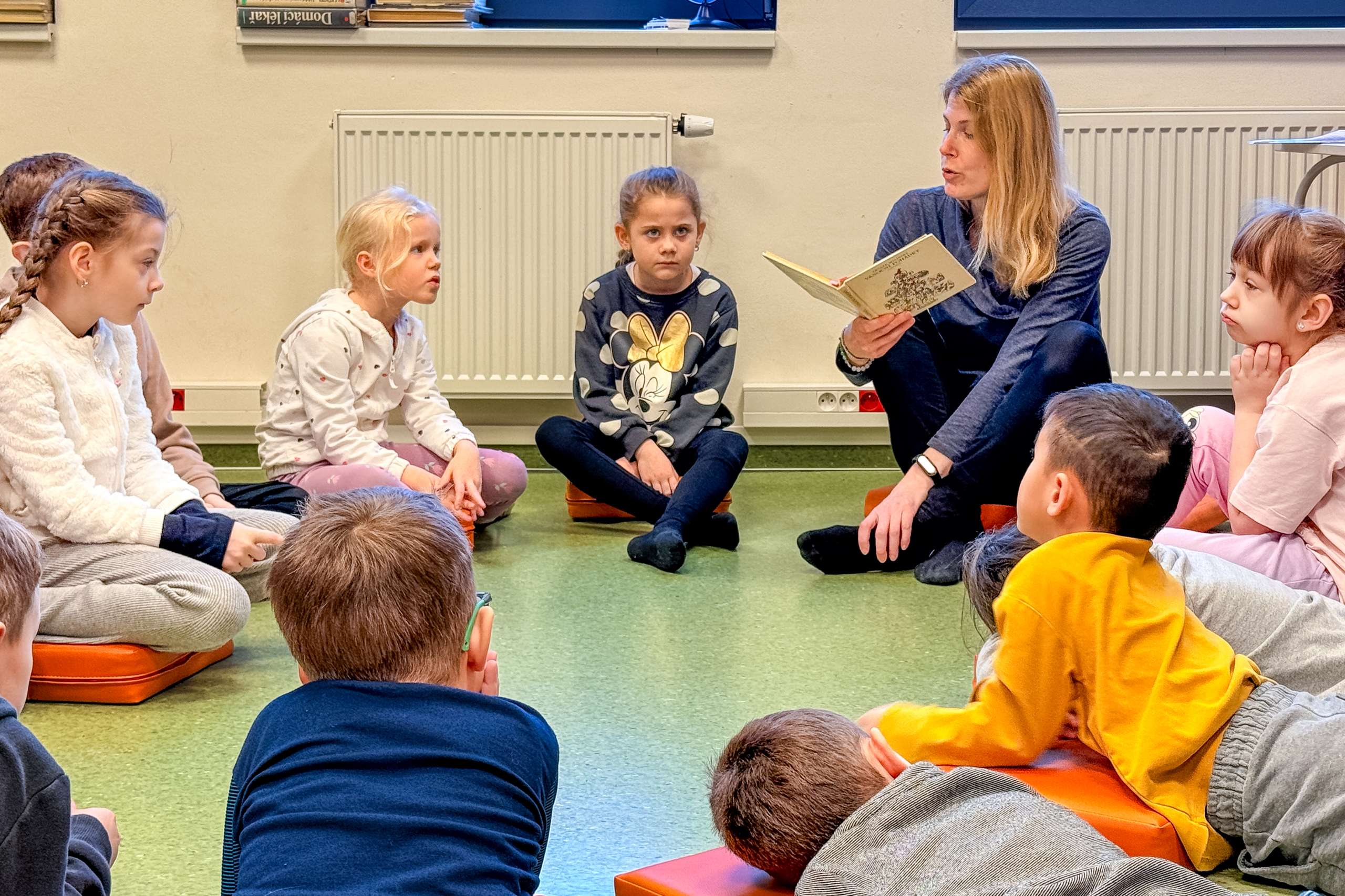 Čtenářská_dílna_v_knihovně_děti_v_knihovně_Klecany