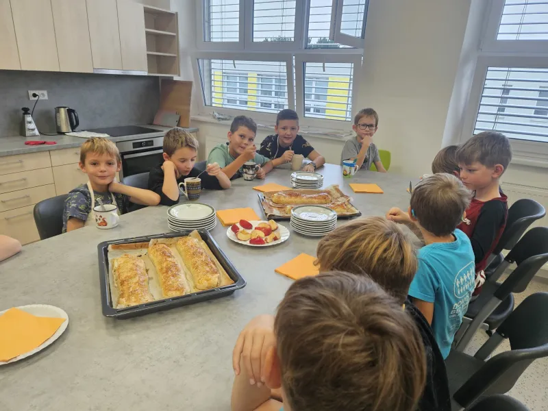 peceni-strudlu-3.b-08