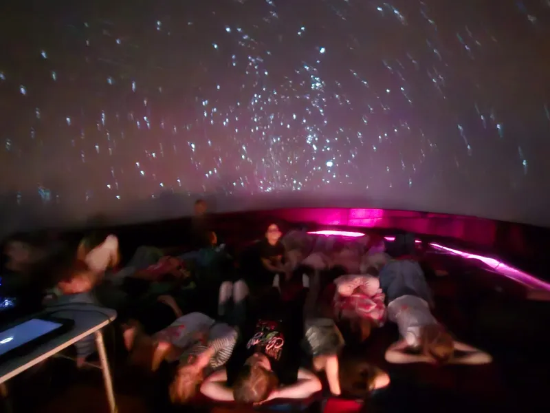 Mobilní planetárium v ŠD