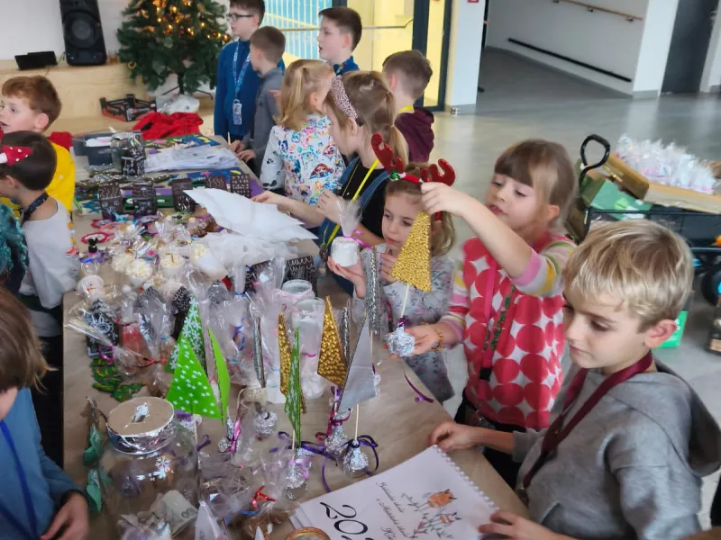 Vánoční družinové trhy