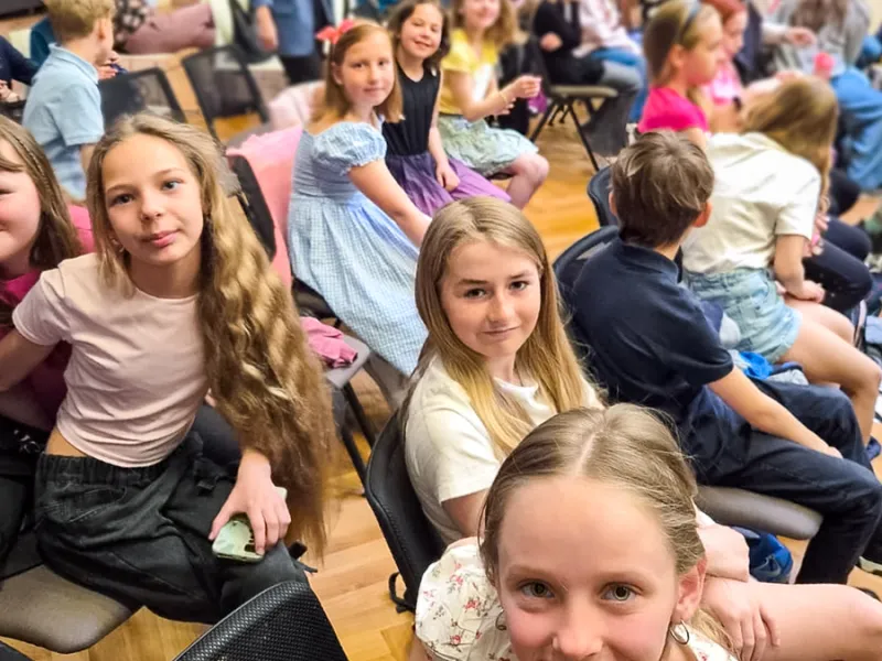 Zaci_na_recitacni_soutezi