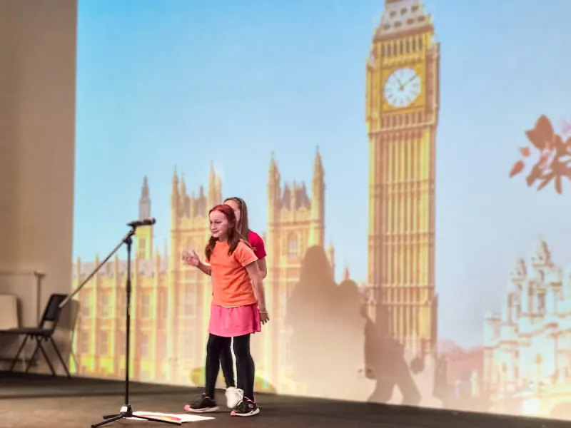 Zaci_na_recitacni_soutezi