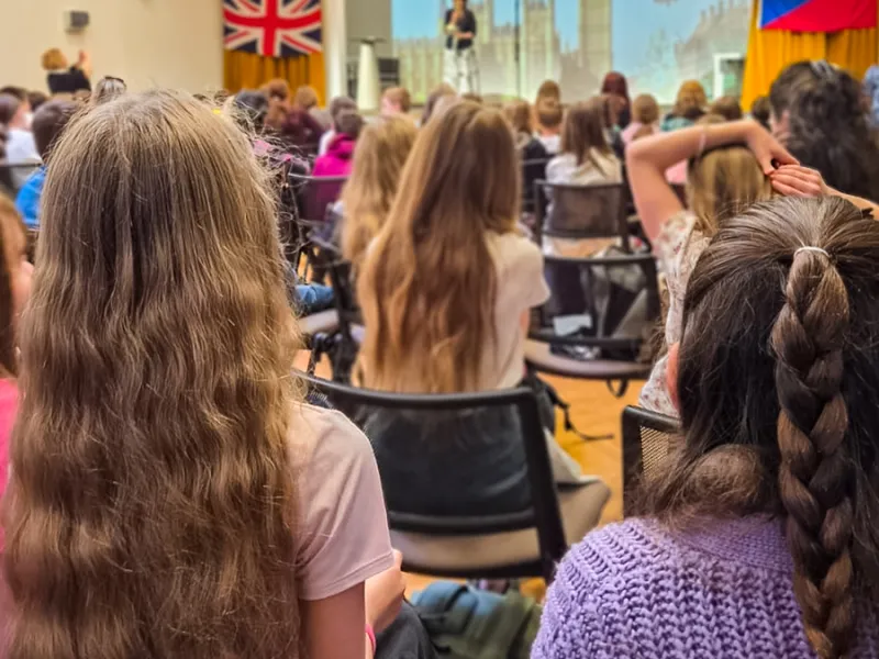 Zaci_na_recitacni_soutezi