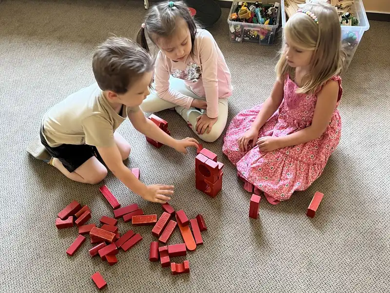 8376