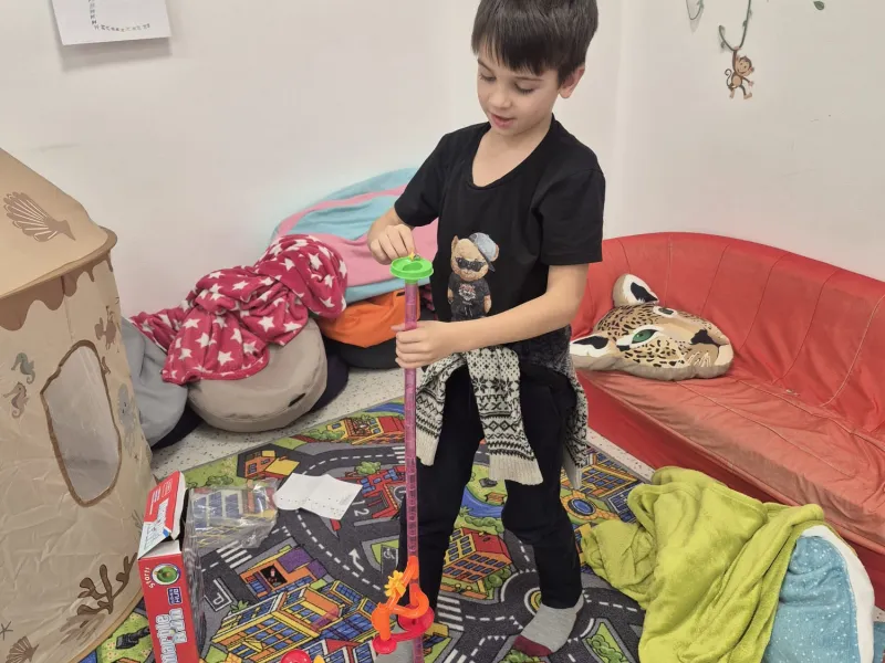 Vánoční besídka opičky