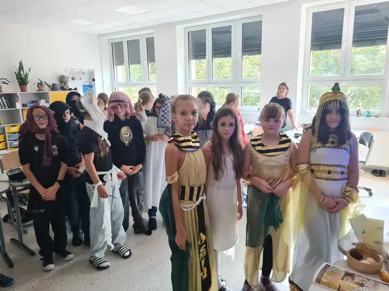 Poznej zemi – celoškolní soutěž ke Dni jazyků