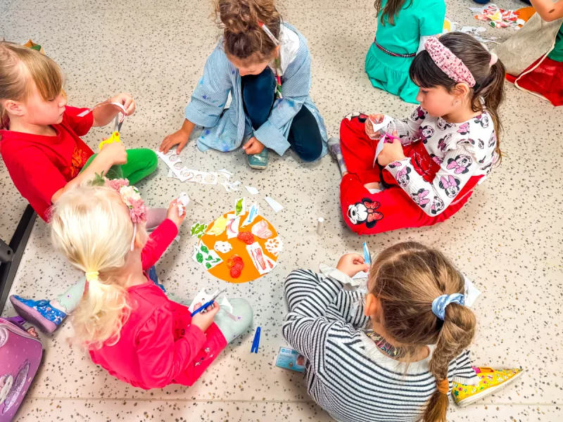 zari2025web-13-of-28