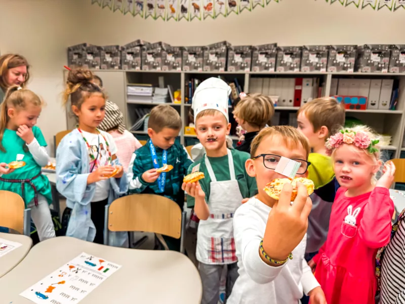 zari2025web-18-of-28