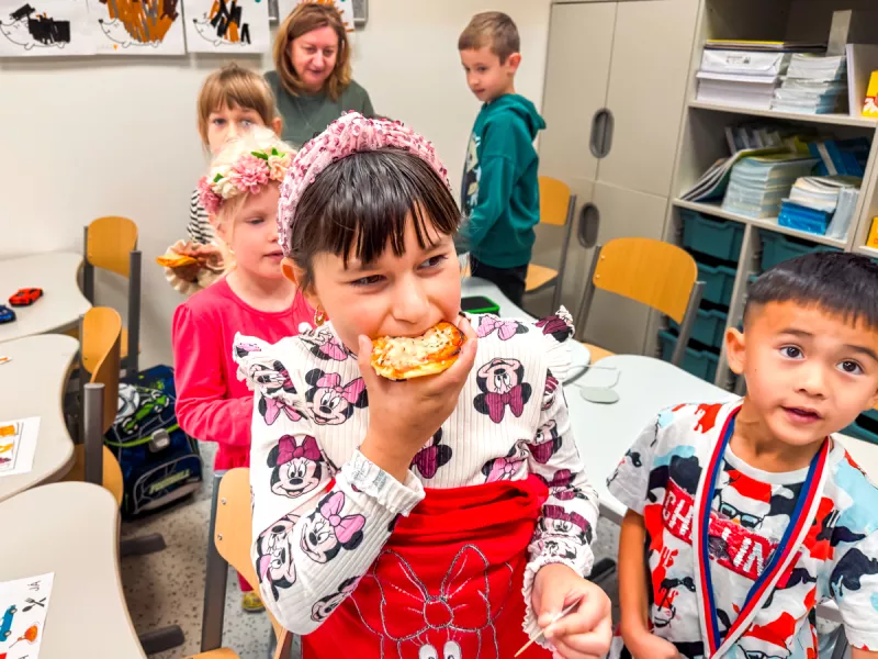 zari2025web-24-of-28