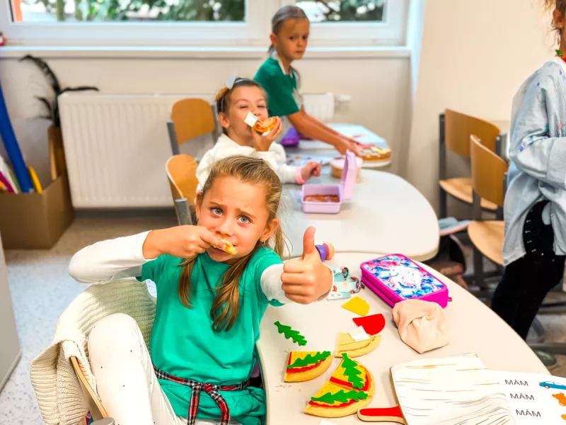 zari2025web-26-of-28