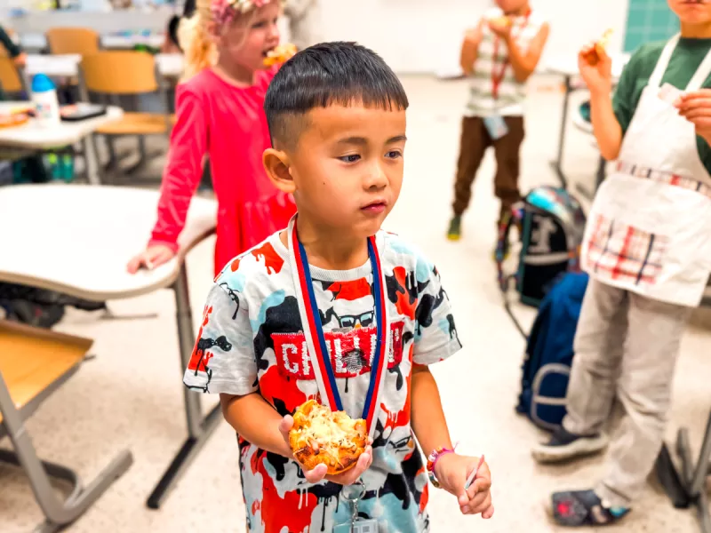 zari2025web-28-of-28