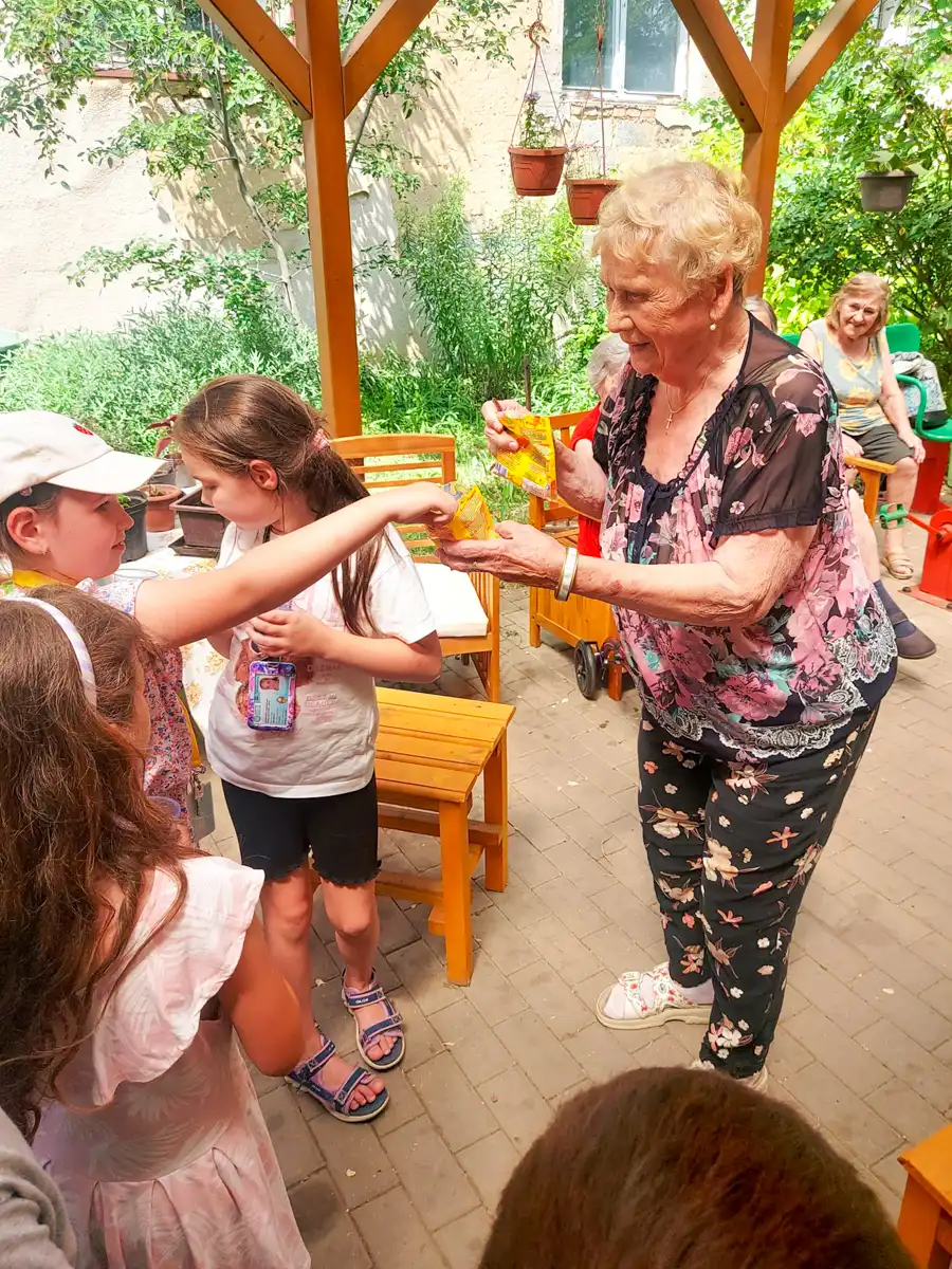 Zpívání seniorům