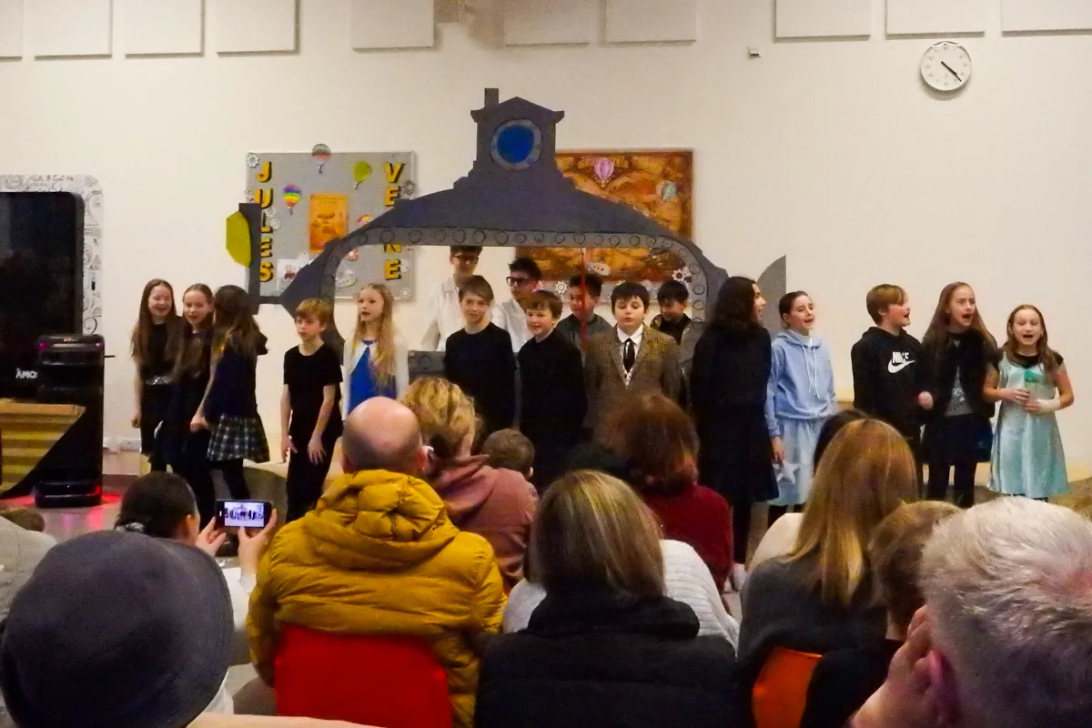 Den_otevřených_dveří_vystoupení